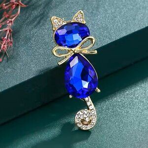 Cat Brooch Blue Sapphire Rhinestone Glam Kitty Trendy Stylish FUN Crystals Gems